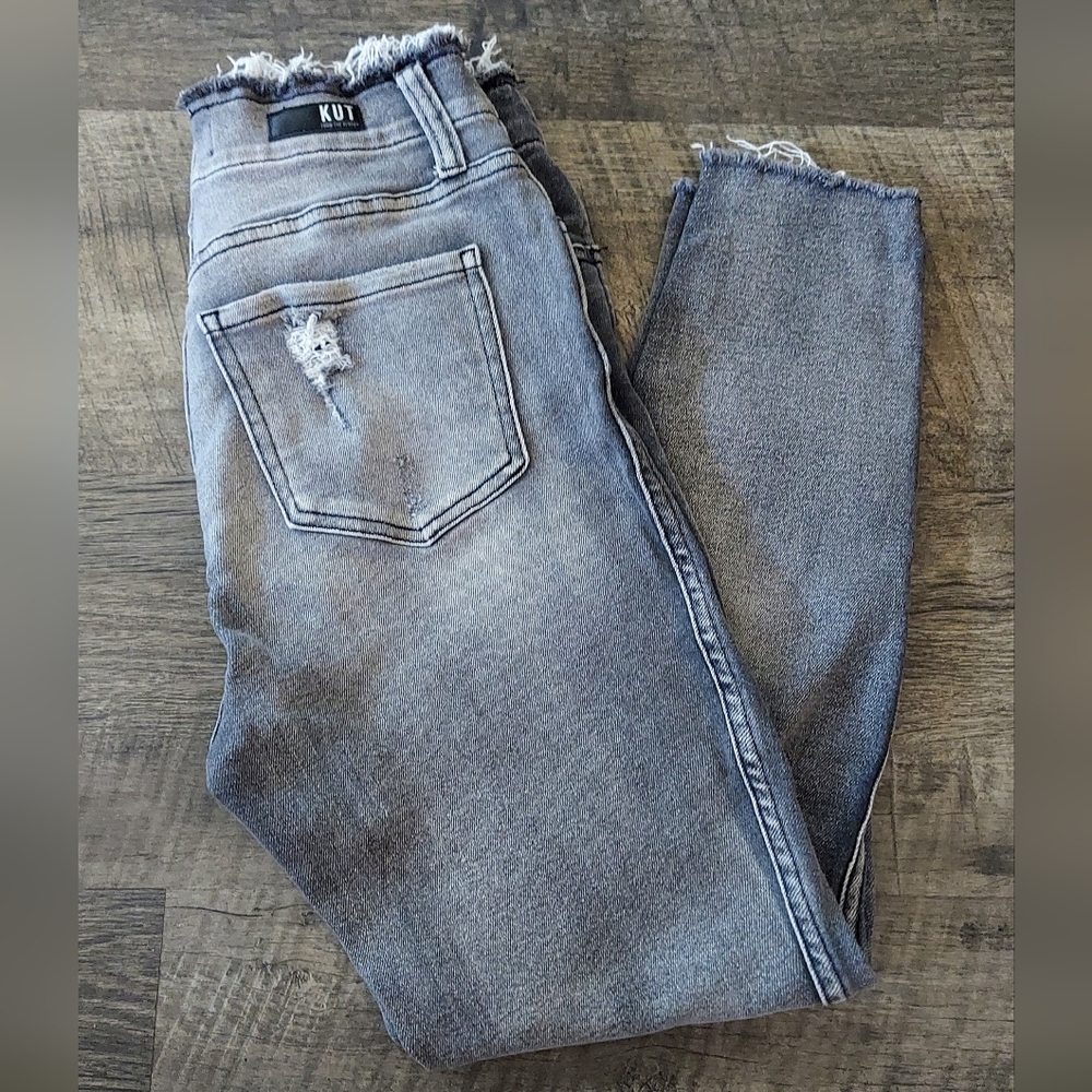Kut from the Kloth Women's Distressed Fab Ab Ankle Skinny Jeans Size 2